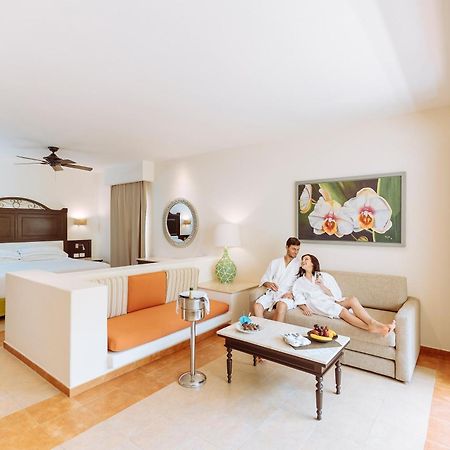 Hotel Occidental At Xcaret Destination Playa del Carmen Exteriér fotografie A room at the Iberostar Grand Hotel at Playa del Inglés, Gran Canaria