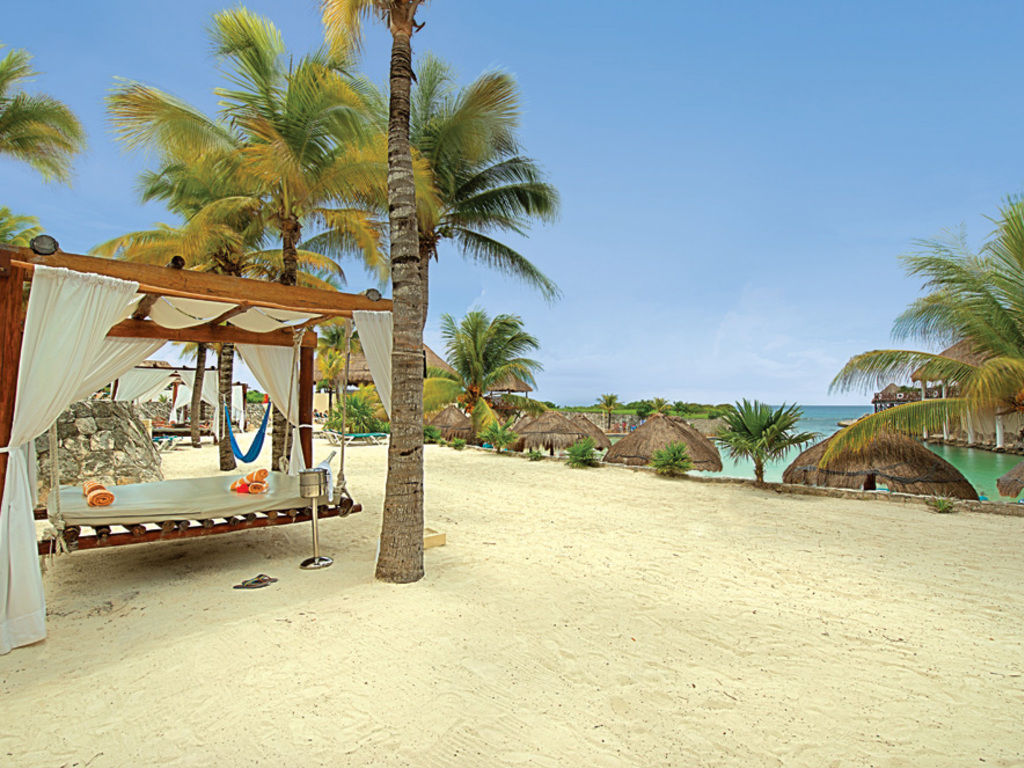 Hotel Occidental At Xcaret Destination Playa del Carmen Exteriér fotografie Beach at the Grand Palladium Resort & Spa